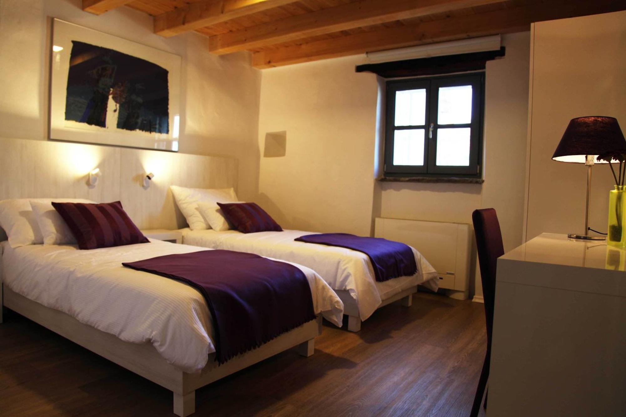 Boutique Hotel Dvor Dobrovo Quarto foto