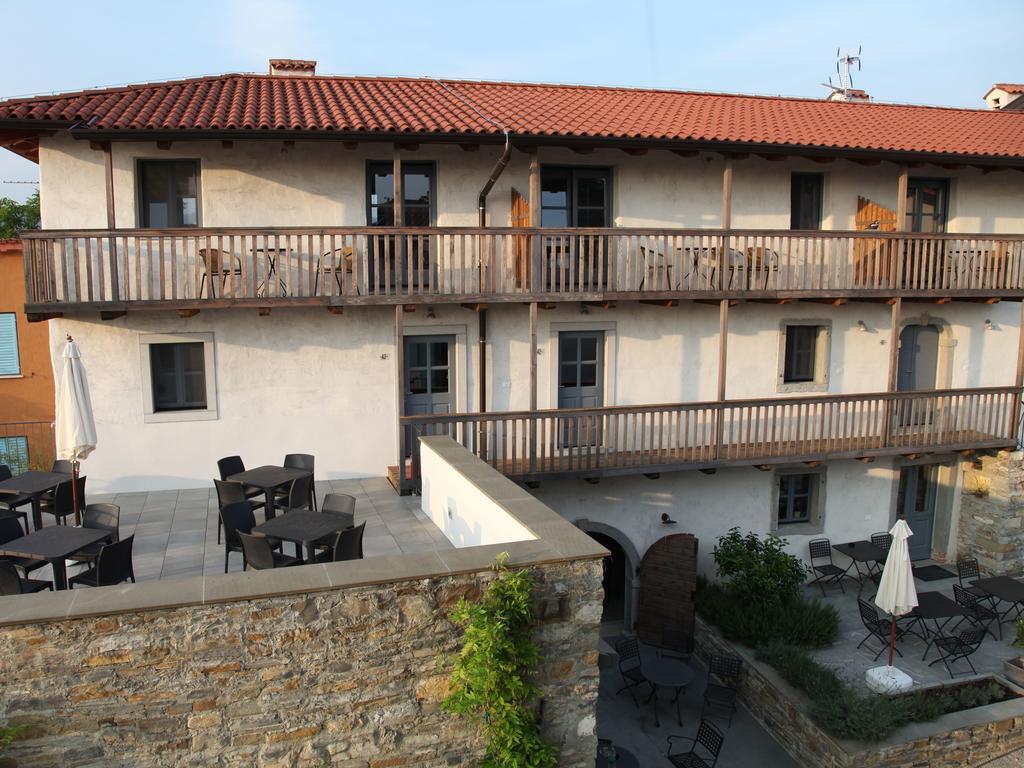 Boutique Hotel Dvor Dobrovo Exterior foto